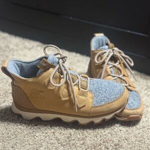 Sorel Women's Size 6 - Kinetic Caribou Waterproof Boot - Camel Brown